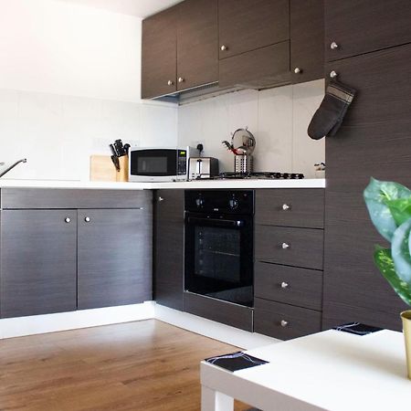 Town Centre Apartment With Free Parking Λάουμποροου Εξωτερικό φωτογραφία